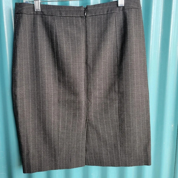 Teenflo  Pencil Skirt Houndstooth Grey Plaid Skirt Size 8 - Picture 5 of 10
